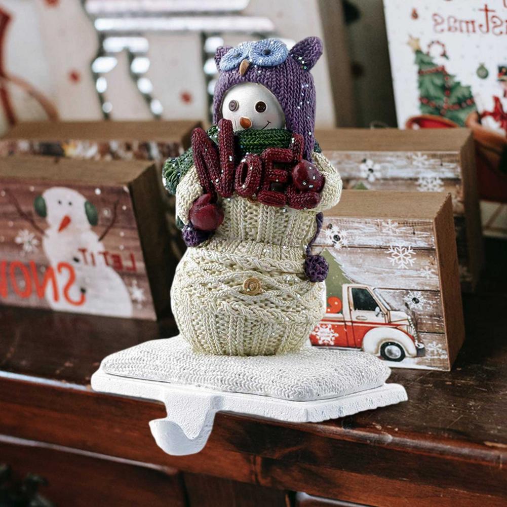 Stocking Hooks Resin Metal Stocking Hanger Snowman With Owl Little Bear Reindeer Heats Stocking Holder Christmas New Year Decor