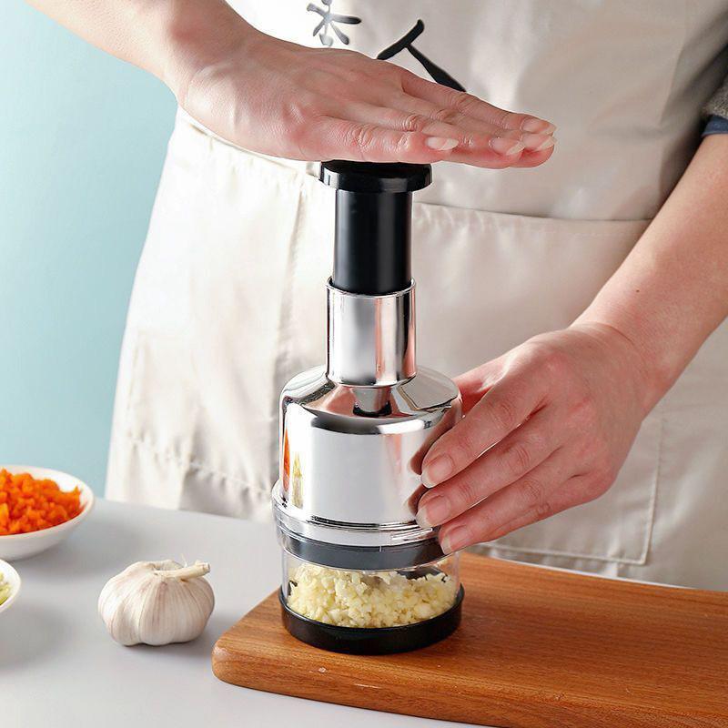 Garlic Mincer & Multifunctional Vegetable Cutter: Manual Kitchen Gadget for Crushing & Mincing Garlic