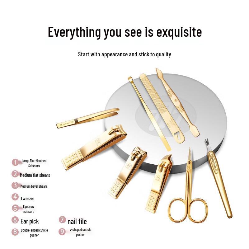 777 (THREE SEVEN) Large Manicure Set