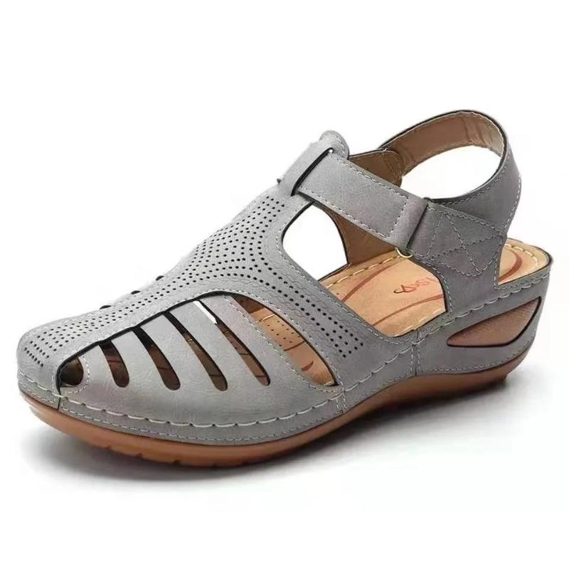 Spot summer retro women's sandals car line hole shoes non-slip large size round head wedge heel sandals women's wholesale