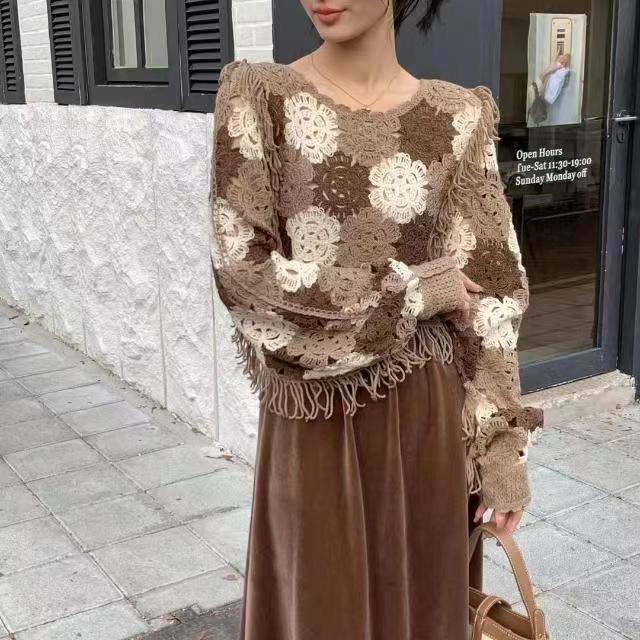 2023 Plus Size Women's Crochet Hollow Long Sleeve Knit Top - Loose & Versatile for Spring/Summer