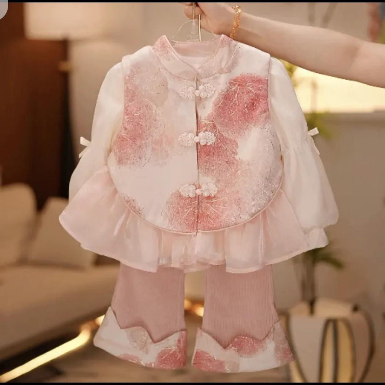 

2025 Autumn Fashion: Chinese Style Vest & Three-Piece Set for Girls 80 cm