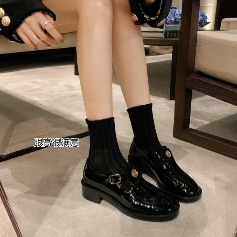 Sheepskin~ Camellia Mary Jane shoes women's round head thick heel leather thick-soled gold buckle with skirt small leather shoes