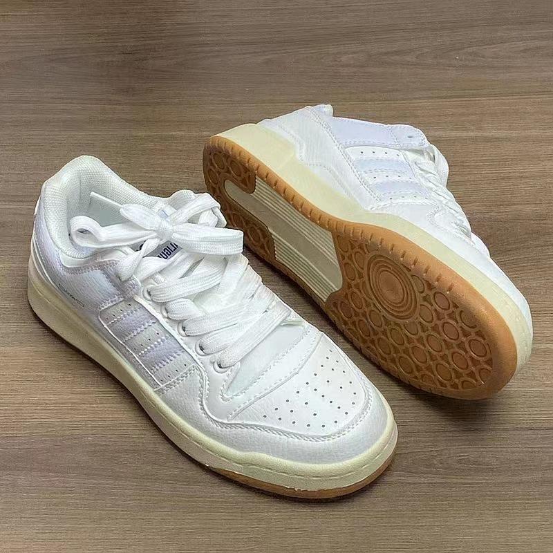 Men's board shoe model Men's shoes Versatile board shoes Sports and leisure lace-up white shoes