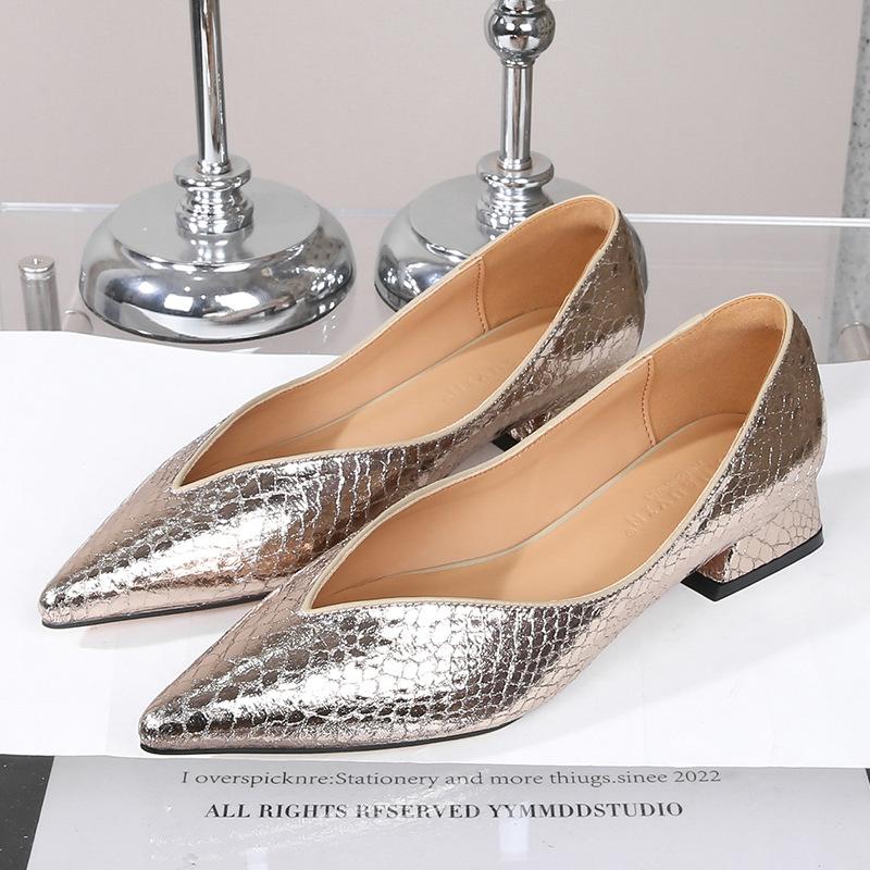Fashion Flat Shoes for Women Spring and Autumn 2025 New Casual Pointed Toe and Thick Heel Elegant Scoop Shoes Ladies zapatillas mujer