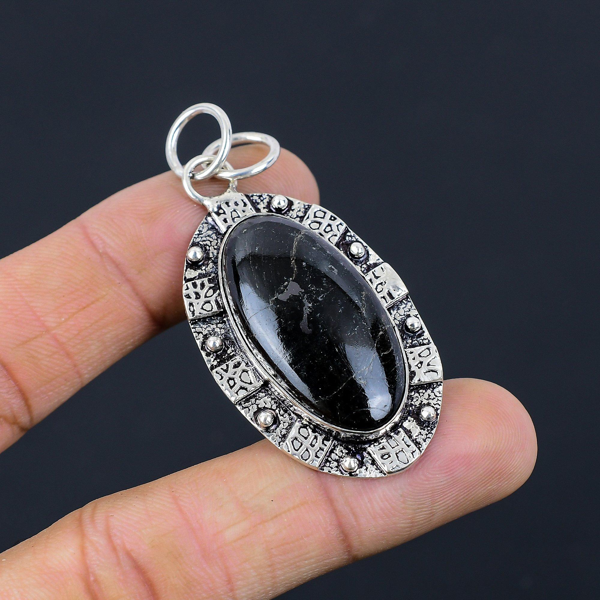 

Sisters Day Deal Oval Hypersthene Gemstone Sterling Silver Daughter Boho Pendant