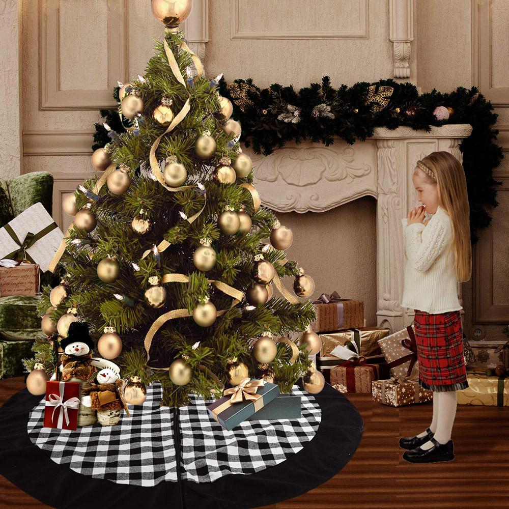 Black Beautiful And White Christmas Tree Skirt 120cm For Elegant Holiday Settings