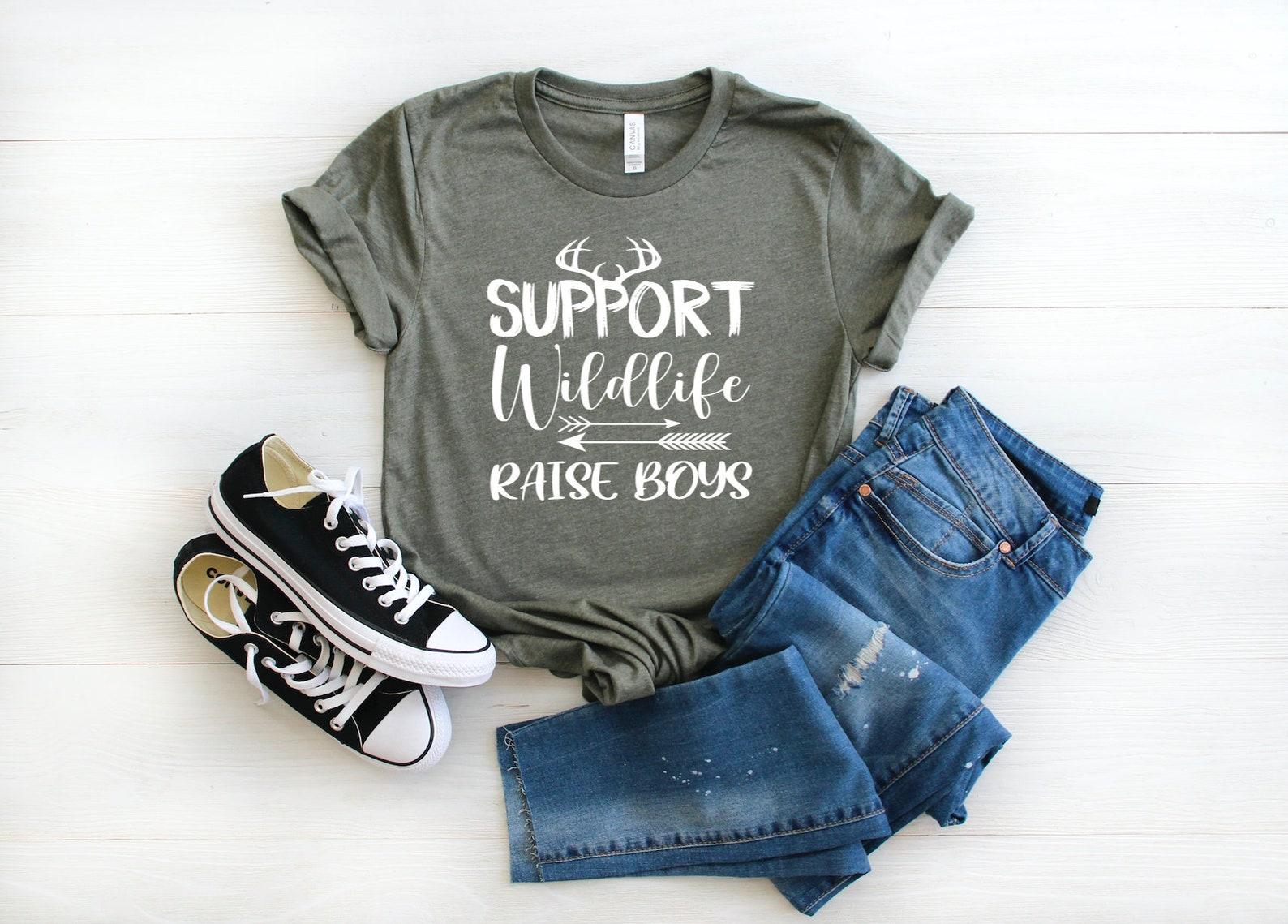 Support Wildlife Raise Boys Graphic Tee XL