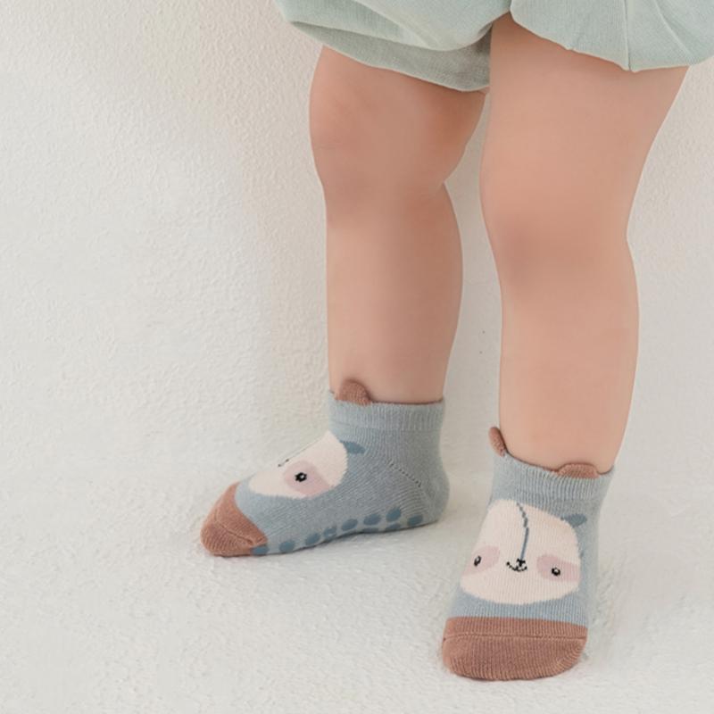 Skarpetki dla niemowląt Skarpetki dla małych dziewczynek i chłopców Skarpetki antypoślizgowe dla noworodków dla dziewczynek i chłopców Jesień Zima Grube Ciepłe Miękkie Nadruk z kreskówek Skarpetki dziecięce