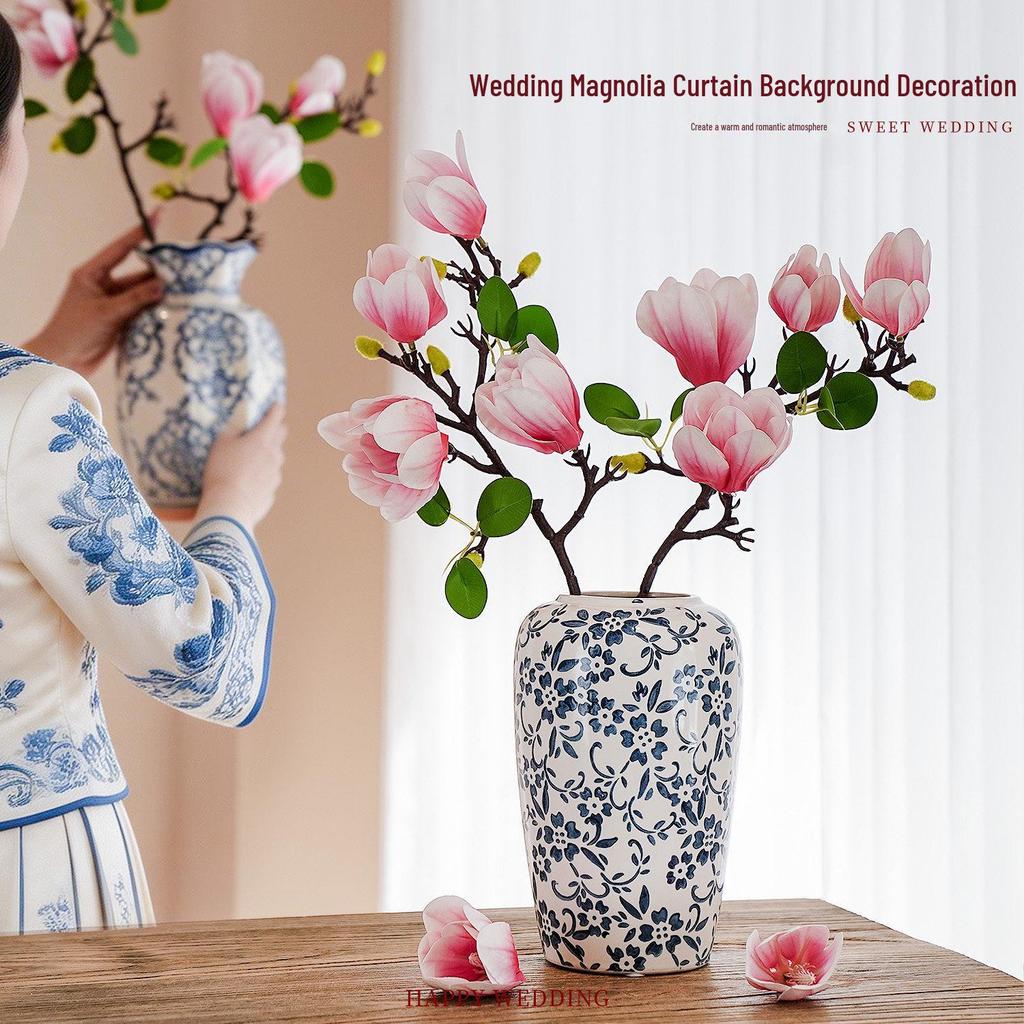 Chinese Magnolia Vase: High-Grade Blue & White Porcelain for Elegant Living Room Decor