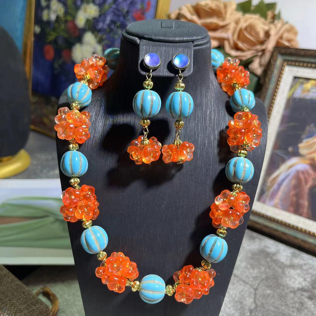 

Vintage European & American Style Blue-Green Turquoise Necklace: Exaggerated Glass Women s Clavicle Chain Jewelry