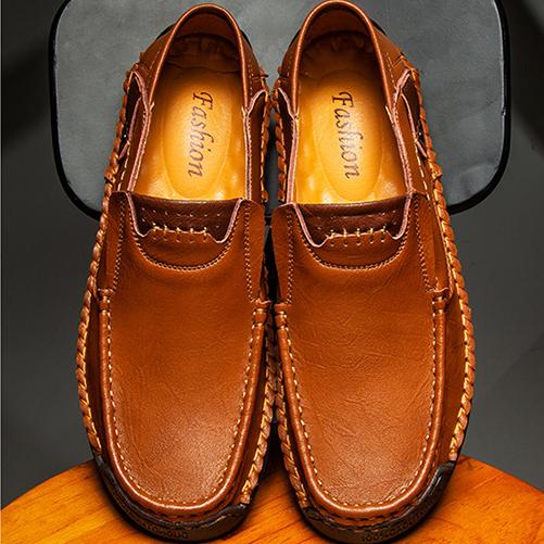 Luxuriöse Herrenschuhe aus Leder, handgefertigte Halbschuhe, Freizeitschuhe für Männer, Mokassins, Werkzeugschuhe, atmungsaktive, dünne Fahr-Sneakers, Größe 48