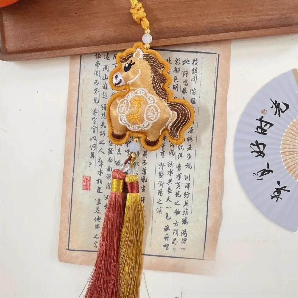 Chinese Red Chinese New Year Incense Packet with Tassel Embroidered Horse Wind Chimes Decoration Festival Atmosphere Zodiac