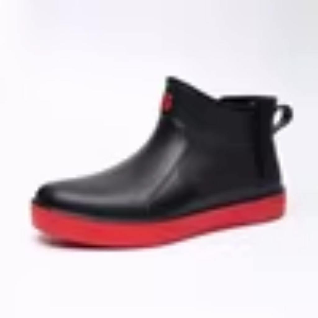 Stock Available Low-Top Thermal Gumboot Waterproof Rubber Boots Fabric Lining Upper Rain Boots