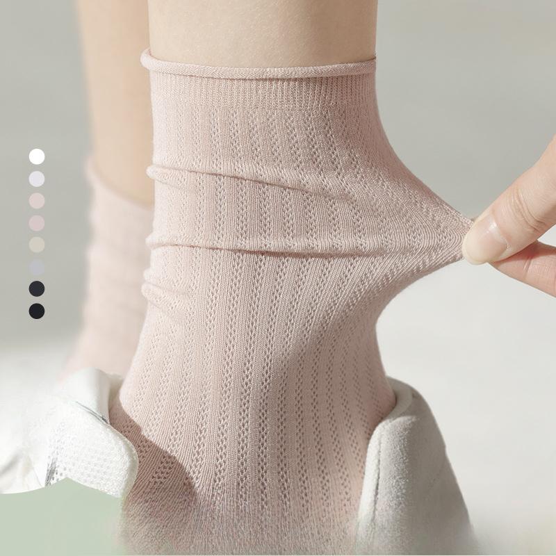 

Female Spring and Summer Thin Skin Cool Feeling Boneless Tube Stack Socks 1 pair лавандовий