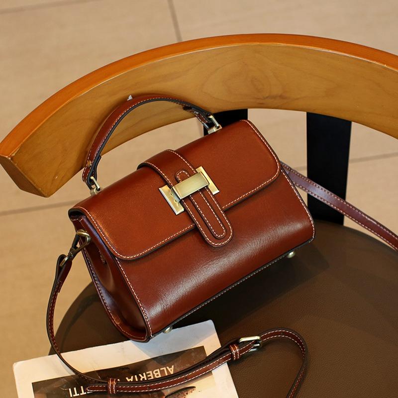 Leather Women's Bag Small Bag Messenger Bag Women's New Retro Handbag Commuter Shoulder Bag