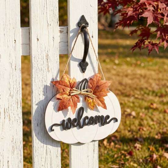 3D Embossed Welcome Text Wooden Pumpkin Sign for Front Door, Rustic Fall Harvest Hanging Pendant with Thanksgiving Party Supplies Letters And