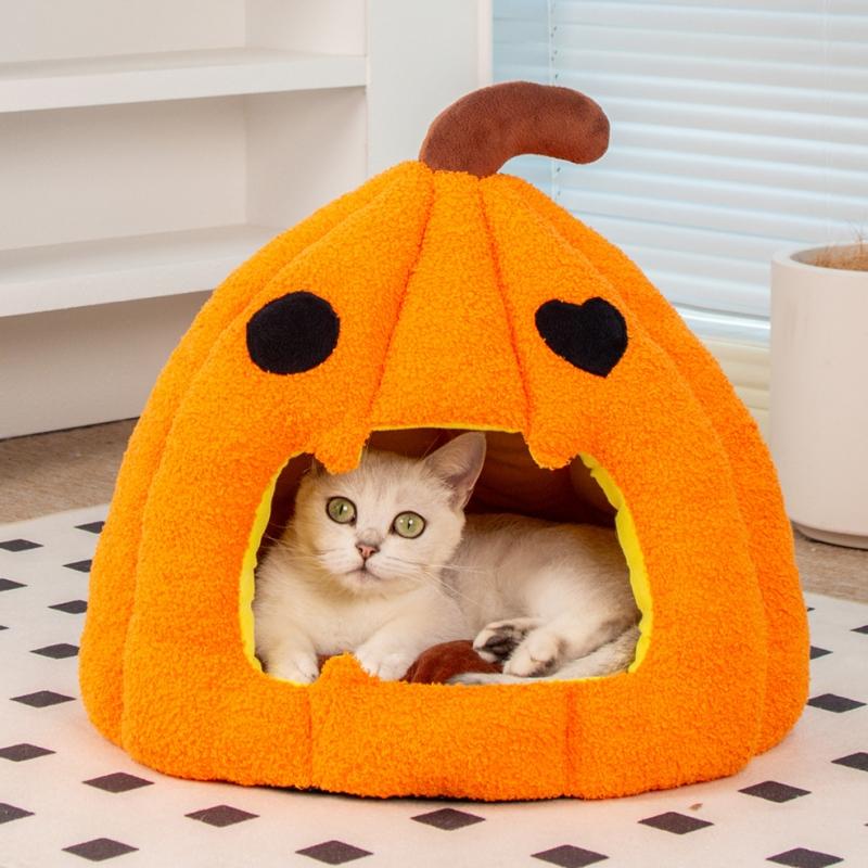 Halloween Pumpkin Velvet Cat Nest Waterproof Warm Bed for Kittens Party Decoration for Pet Cute Sleeping Bag Cushion for Devon