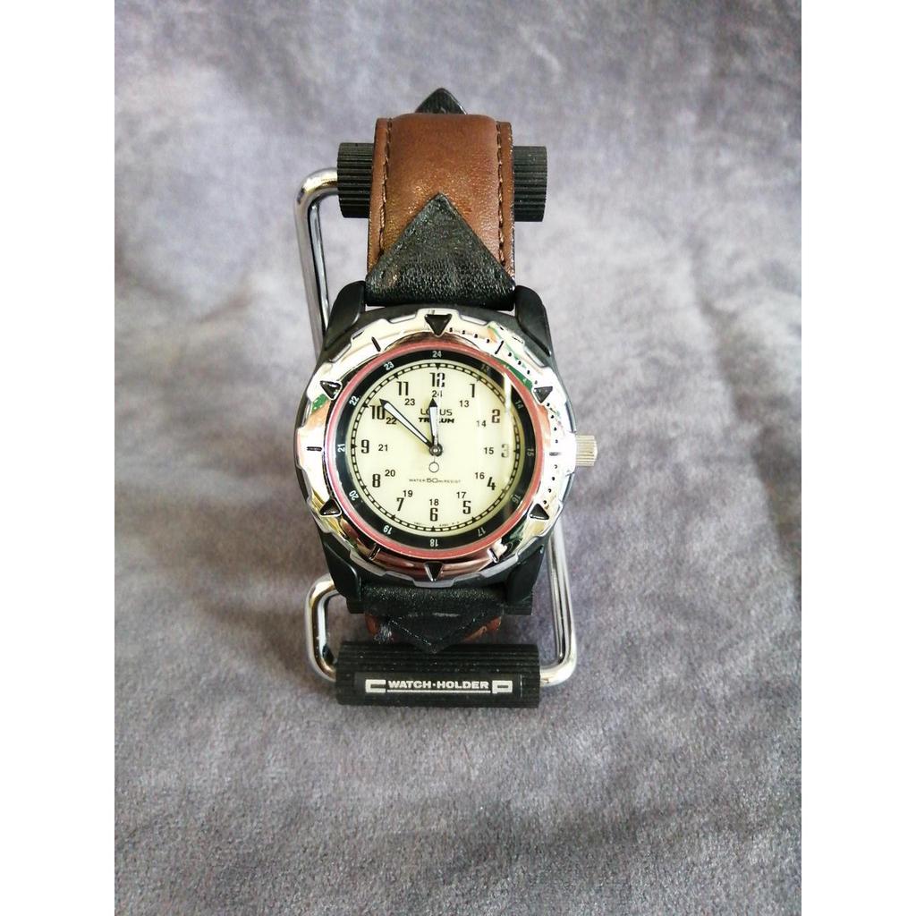 Used LORUS V851-6490 Quartz Analog Watch
