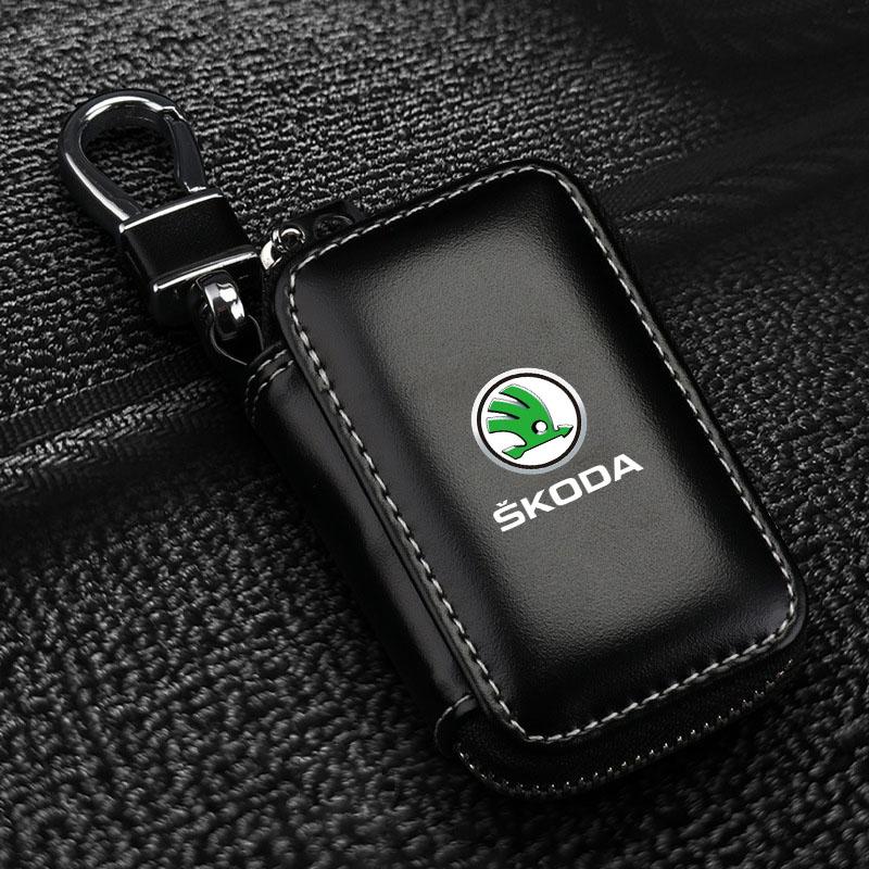 1Pcs Leather Emblem Car Key Case Keychain Zipper Key Case Bag for Skoda SCALA Superb Octavia 2 3 A4 A5 Fabia Kamiq Kapoq Kodiaq Rapid