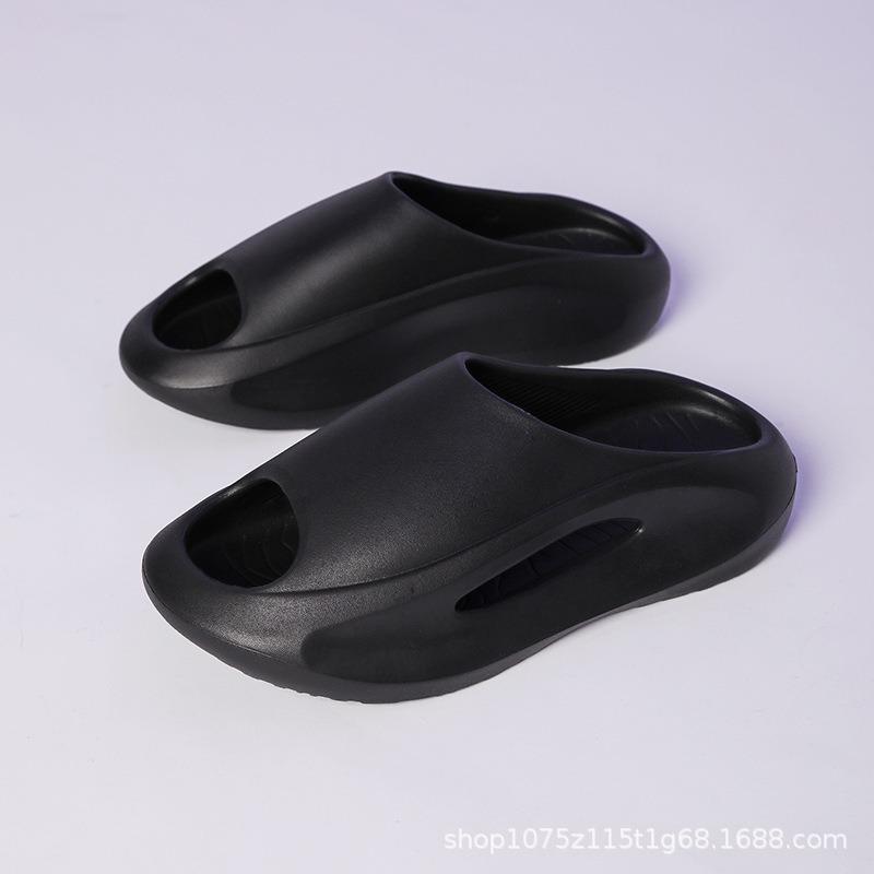 

Summer new slippers men s casual outer slippers non-slip thick-bottomed casual beach sandals 36-37 чорний