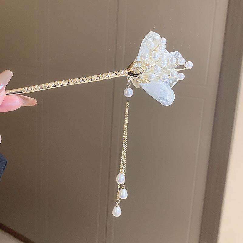 Four Seasons Chinese Tassel Hairpin: Ancient Style Hanfu with Fresh Pearl and Jiangnan Classical Cheongsam Hair Accessory