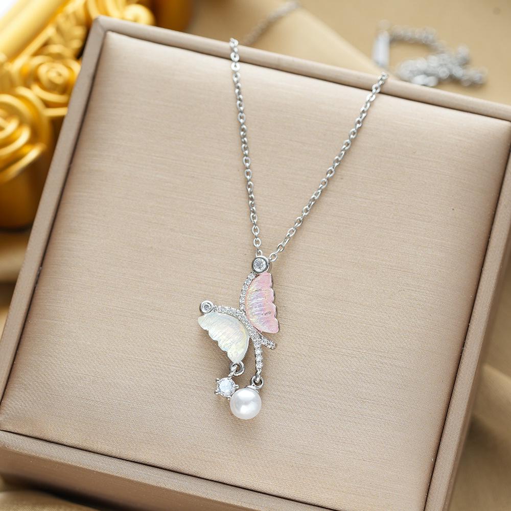 Titanium Steel Zircon Butterfly Pendant Necklace - Simple & Versatile Clavicle Accessory