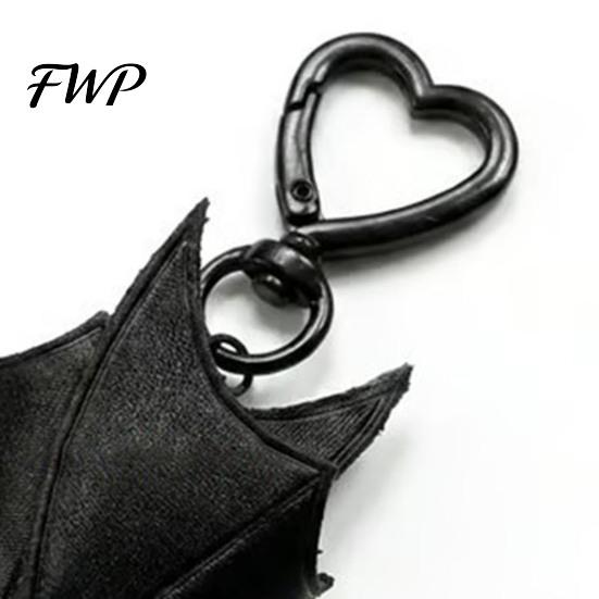 Portachiavi Pipistrello Gotico Peluche Nero Portachiavi Trasformabile Ciondolo Portachiavi Morbido Zaino Borsa Portamonete Ciondolo Regalo di Halloween per Amanti Leggero