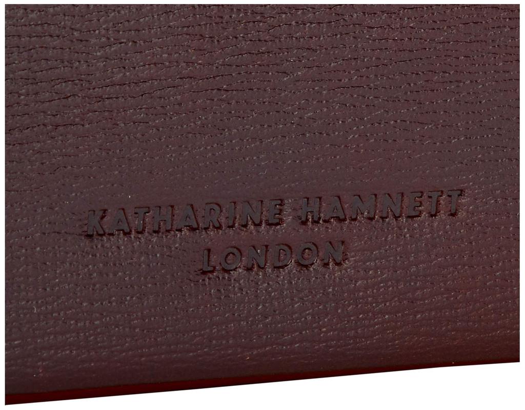 Color Tailored 2, a medium-sized wallet made from premium Japanese antique-style kip leather (calf leather).