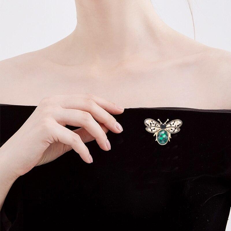 Blucome Big Crystal Bee Brooch Golden Openwork Wings Women Party Clothing Accessories Insect Beetle Brooches