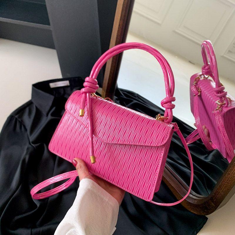 

Premium texture foreign style bag handbag summer 2025 new fashion popular shoulder small square bag messenger bag розовый