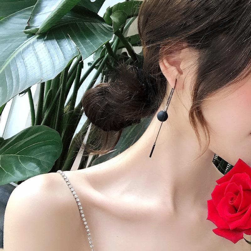 New  Long Tassels Earring Black Joker Contracted Metal Ball Drop Earrings Women Temperament Fashion Jewelry