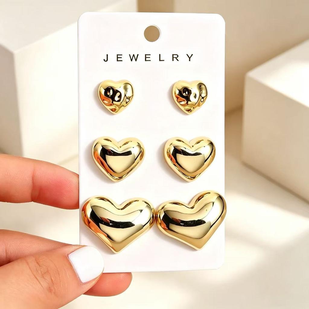 New gold-plated round three-piece set of stud earrings, personalized simple acrylic love earrings, ear jewelry for women