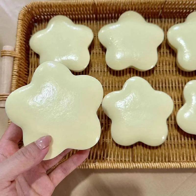 Activating Toys Yellow Squishy Star Fidget Toy Slow Rising Pinch Anti-Anxiety Squeeze Toy Super Soft Cute Rebound Decompression Toy Funny Gifts