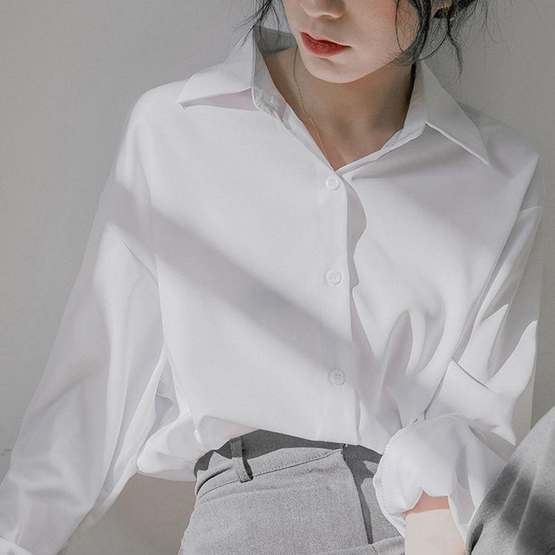 Elegant Loose White Shirt for Women - Spring & Autumn, High-End French Design with a Professional, Slightly Mature Hong Kong Style.