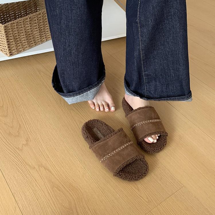 Soft-soled Fluffy Slippers Women's Outer Wear 2025 New Autumn and Winter Fashion Plush Cotton Drag Net Red Fluffy Shoes Tide