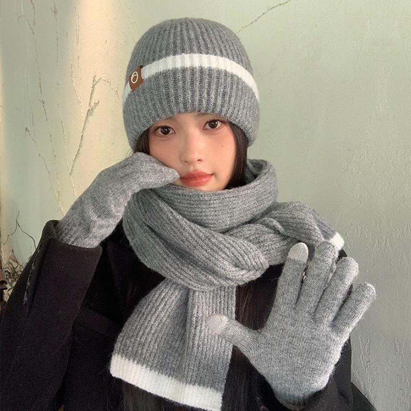 

Женский комплект из высококачественной зимней шерстяной шапки, перчаток и шарфа — теплая, модная защита от холода