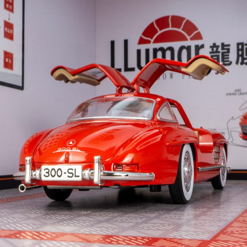 1:24 Mercedes Benz 300SL 1936 Alloy Classic Car Diecast Model Retro Gull Wing Door Exquisite Collectible Decorations Kids Toys