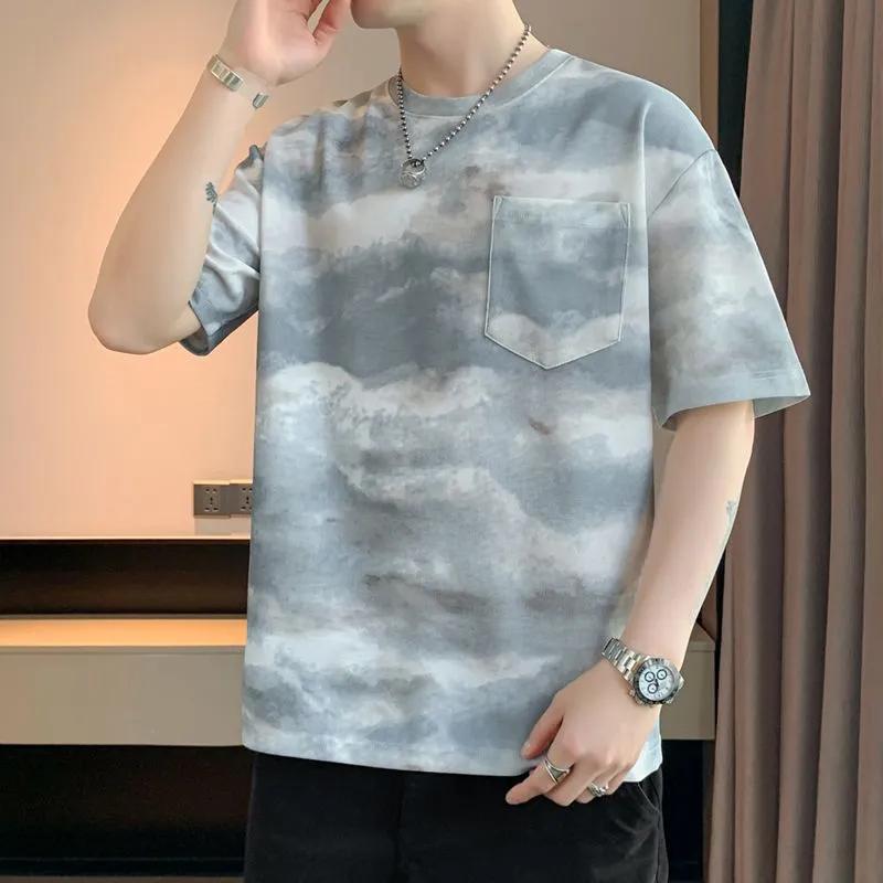 

Men s Light Green Watercolor Cloud Print Oversized Short Sleeve T-Shirt With Chest Pocket L синій