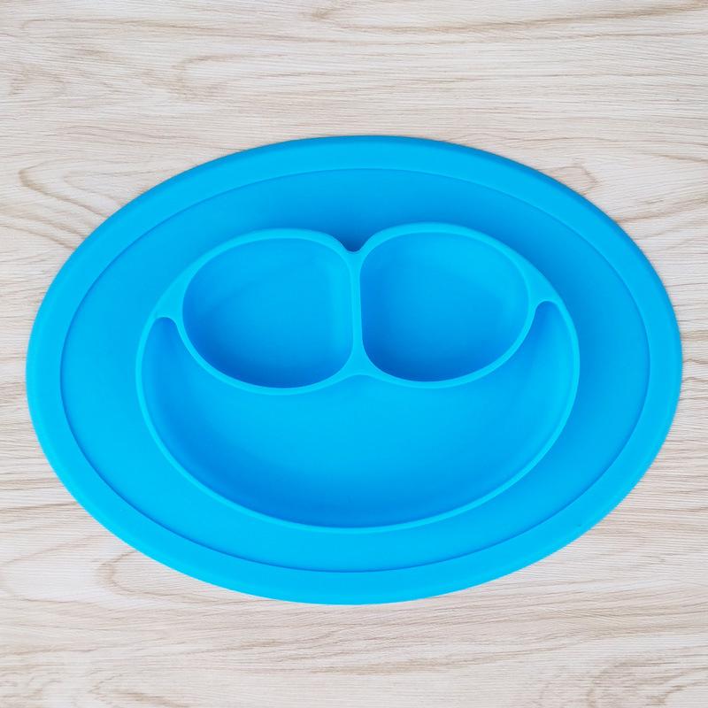 One-piece smiley face placemat, plate grid, baby complementary food tableware, food-grade silicone children's placemat