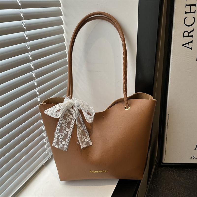 

Новая однотонная трендовая сумка на плечо большой вместимости, портативная сумка-тоут, простая модная сумка под мышкой, женская сумка коричневый