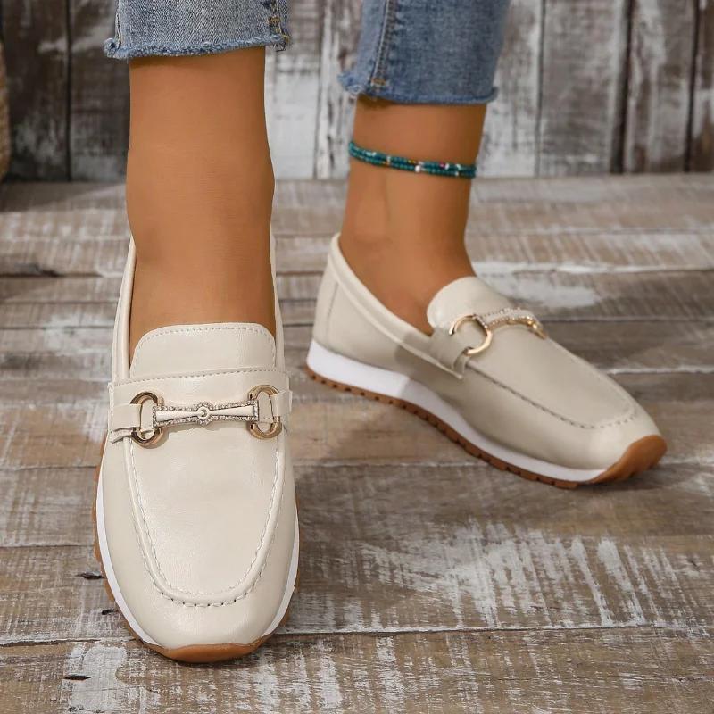 Fashion 2024 Hot Selling Shoes Women's Slip-on Women's Flat Shoes Autumn Round Toe Metal Decoration Mixed Color Soft Sole Casual Loafers