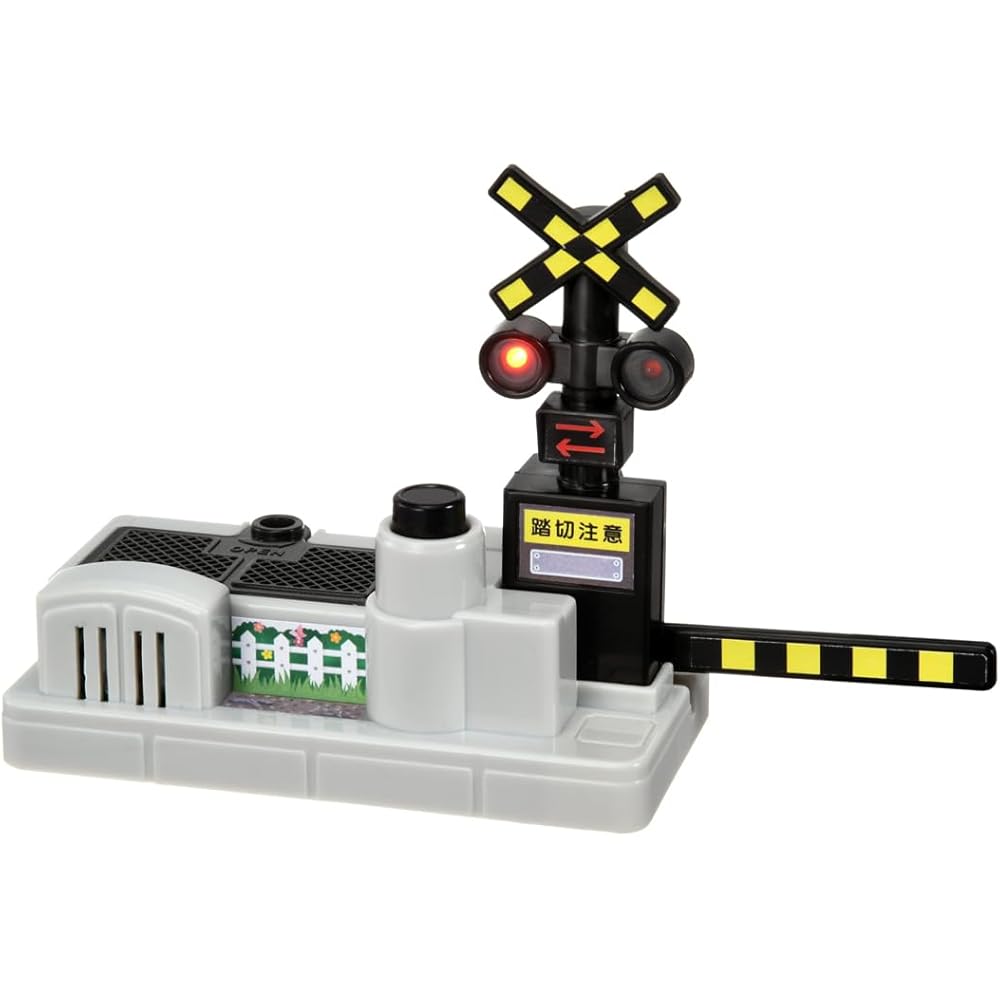

Takara Tomy Tomica Town Игрушечная машина Светофорный переезд со звуком и светом для детей от 3 лет