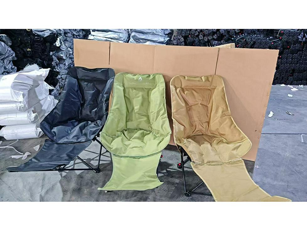 Adjustable Padded Moon Chair: Office & Camping Recliner for Sitting or Sleeping