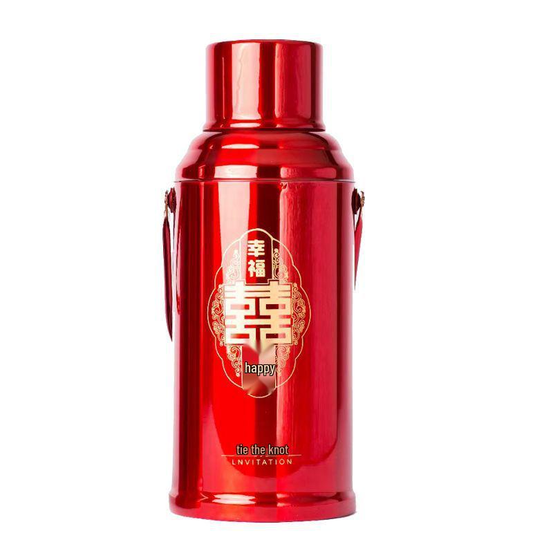 Red Wedding Thermos Set: Festive Insulated Bottles for Celebrations.