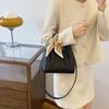 Modna torba na ramię/listonoszka o dużej pojemności, prosta, z fakturą, damska, nowa na wiosnę 2025, wszechstronna, przenośna torba typu bucket, modna