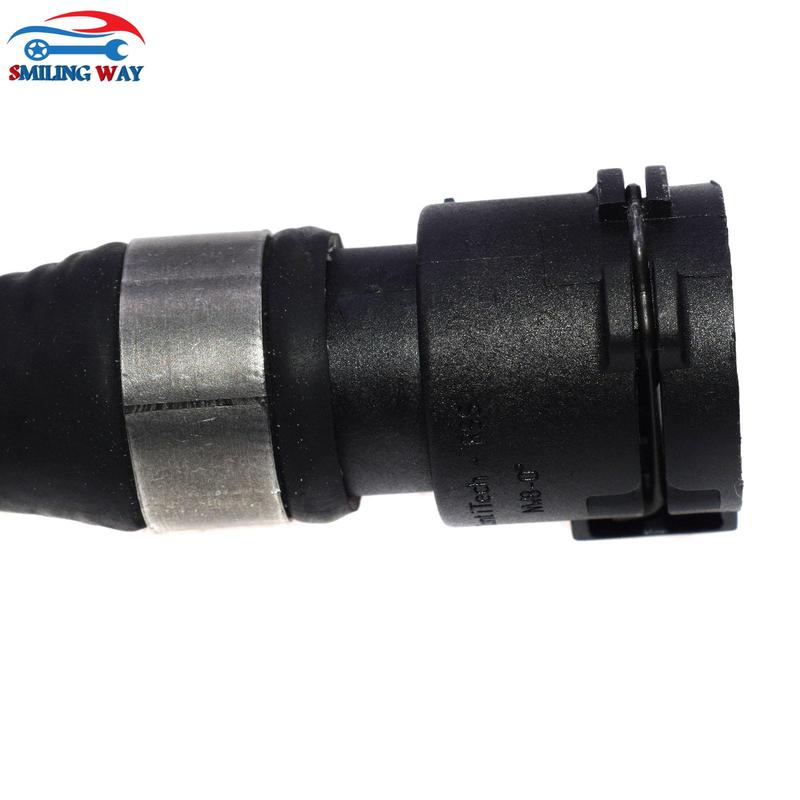 Upper Engine Coolant Radiator  Expansion Tank Water Hose For BMW 5er 6er E60 E61 E63 E64 520i 525i 530i 545i 645Ci # 17127519247