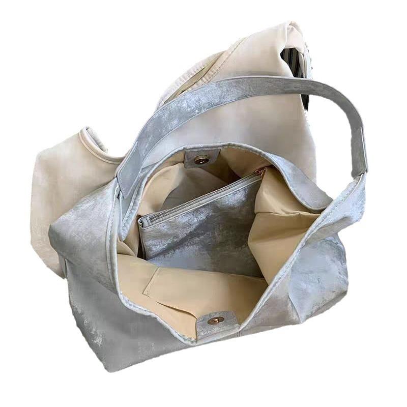 Large Capacity Bag Women'S Spring And Summer Fashion Commuter Shoulder Underarm Bag Casual Versatile Portable Tote Bag