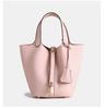 Leder-Togo-Tasche aus hochwertigem Rindsleder, neuwertiger Gemüsekorb, Damen-Beuteltasche, elegante Damen-Pendlertasche