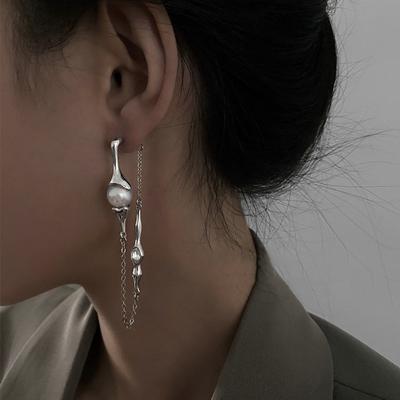 1 paio di orecchini pendenti lunghi irregolari alla moda da donna, orecchini a bottone con perle eleganti asimmetrici, regalo di gioielli